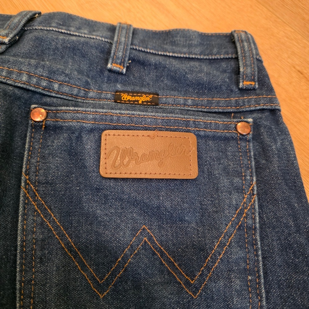 Wrangler 936DEN Cowboy Cut Slim Fit Jeans Mens 30x30 Dark Wash Indigo Denim - Picture 8 of 9